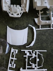 Revell 1/24 Camaro model Body & Suspension Parts W98