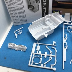 69 Boss 302 Mustang Chassis & Interior PTS W Instructions 1:25 LBR Model Parts