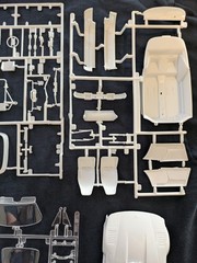 Revell Porsche 911 Slant Nose 1:24 Unassembled Model Kit w/ Decals Open Box