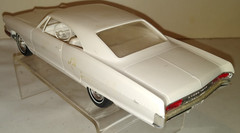 1965 AMT PONTIAC BONNEVILLE ORIGINAL ISSUE 3 IN 1 UNPAINTED BUILT UP MODEL KIT