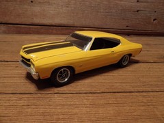 Vintage 1970’s CHEVROLET CHEVELLE SS 454 Car Model Kit – Junkyard Parts!