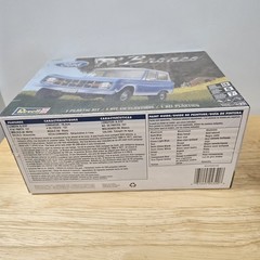 Revell Ford Bronco 1/25 #85-4320 2016 Factory Sealed