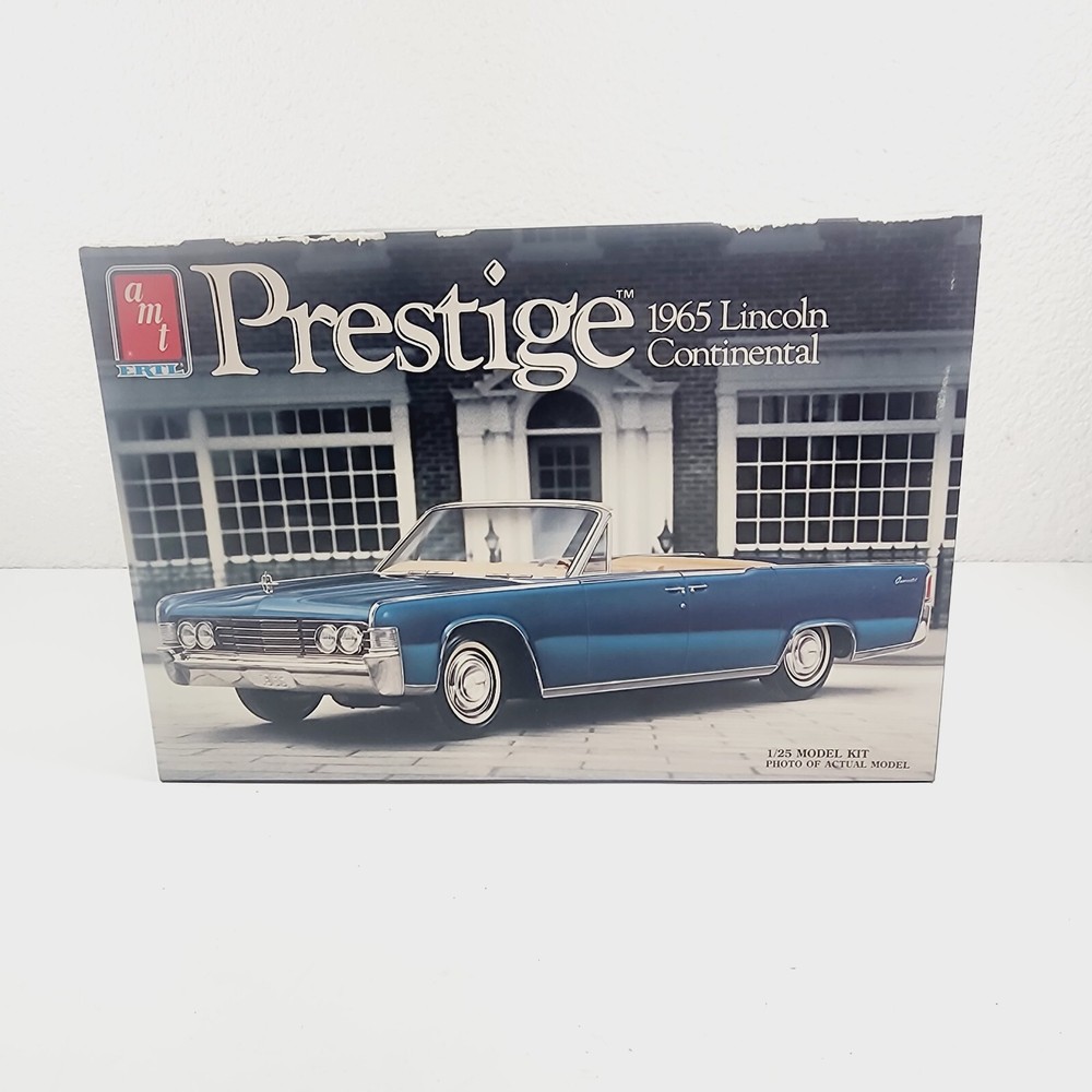 VINTAGE AMT ERTL Prestige 1965 Lincoln Continental 1/25 Model Kit UNBUILT 6504
