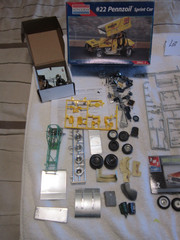 AMT 57 CHRYSLER / MODEL KITNG 65 DODGE / MONOGRAM SPRINT CAR JUNKYARD KIT #100