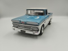Custom Built 1/25th ’60 Chevy Apache With A 390 Cadillac V8 Engine