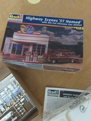 Revell Monogram 7801 Highway Scenes ’57 Nomad