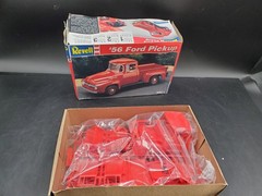 😎🚦🔥Revell 56 Ford Pickup Model Kit 1/25 NOS truck Vintage F-100 Antique 7602
