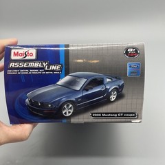 Maisto Assembly Line 2006 Ford Mustang GT Coupe 1:24 Die Cast Model Kit Lime Grn