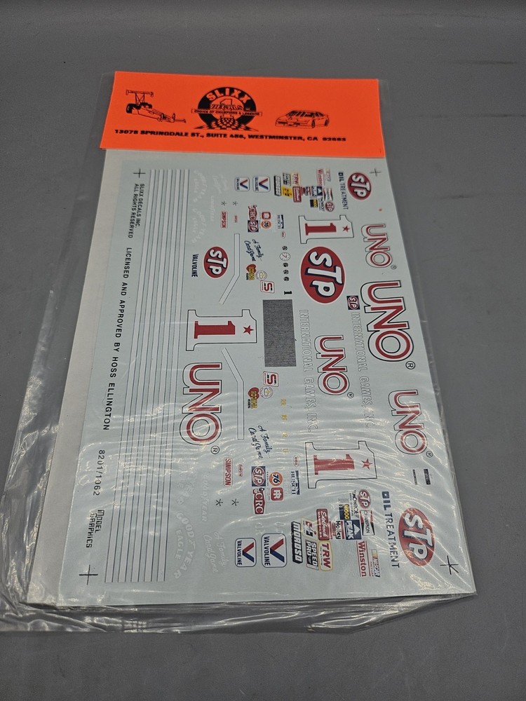1/24 SLIXX NASCAR #1 -1997 STP OIL TREATMENT Decal Sheet Uno Card Game Advertise