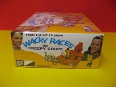 2021 MPC WACKY RACES THE CREEPY COUPE WITH BIG & LITTLE GRUESOME FIGURES
