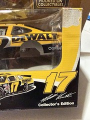 Matt Kenseth #17 DeWalt 1/18 NASCAR DIECAST MODEL KIT New SEALED Box