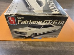 AMT 6926 1966 Ford Fairlane GT/GTA 1/25 model kit
