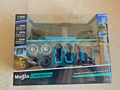 Maisto Design 1/24 2015 Ford Mustang GT Diecast Assembly Line Model Kit New NIB