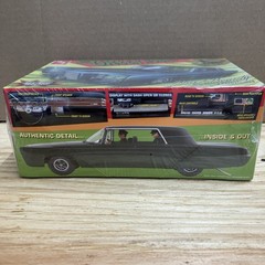 1/25 Scale Model Kit NEW-The Green Hornet Black Beauty by AMT -Skill 2 AMT1271