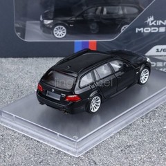 For King 1:64 Scale Black M5 E60 Wagon Sports Diecast Display Toy Collection