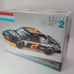 Monogram 2960 1 24 Scale Rusty Wallace Pontiac Stock Car Model Kit New