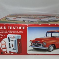 AMT 1955 Chevy Cameo Coca-Cola Pickup Model Kit w/Die Cast Coke Vending Machine