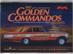 MOE./MODEL KING GOLDEN COMMANDOS ’65 PLYMOUTH MODEL KIT FACTORY SEALED-FREE SHIP