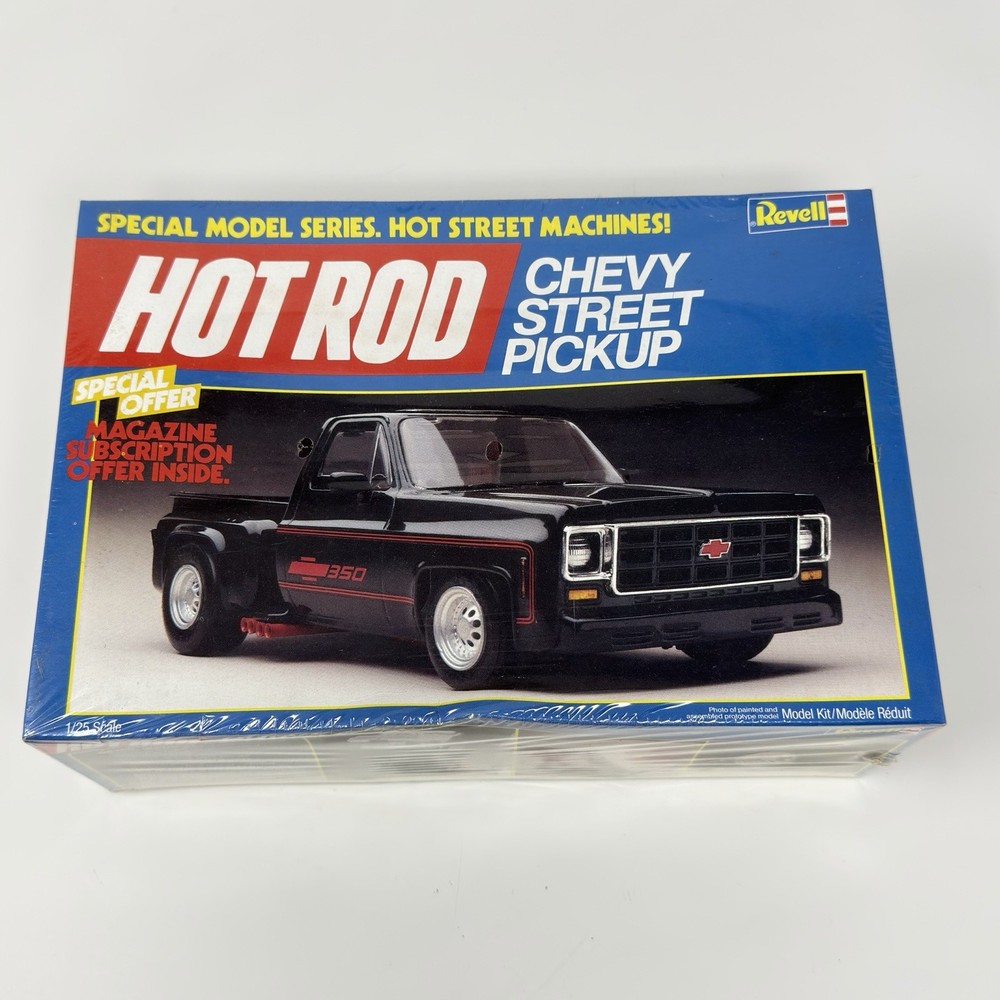 Revell Chevy Street Pickup Hot Rod Model Car Kit 1/25 Scae No 7135 NEW Sealed