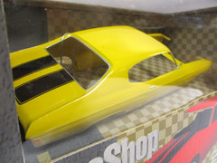 AMT – PRO SHOP – 1972 CHEVROLET CHEVELLE SS 454 – 1/25 PREPAINTED MODEL KIT