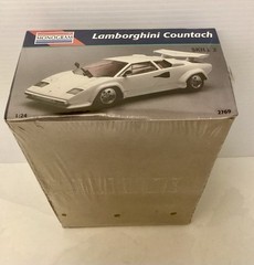 MONOGRAM 1/24 Scale Lamborghini Countach Model Car Kit 2769/New/Sealed