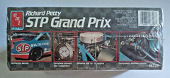 AMT. #6728 RICHARD PETTY STP GRAND PRIX. 1/25 SCALE. VJ, NASCAR 43