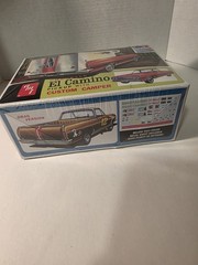 AMT 1364 1/25 1965 Chevy El Camino w/Camper Plastic Model Kit