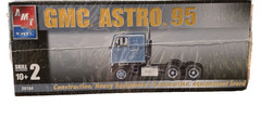 Vintage GMC Astro Truck Model Kit 1:25 AMT Ertl 2004 Factory Sealed NIB Semi