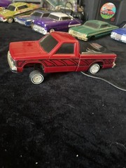 Lindberg Chevy S-10 Lowrider Bed Dancer! 1/22 Model Kit Build n’ Play! Rare!!!