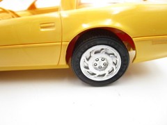 ERTL AMT 1992 Corvette ZR-1 Yellow Dealer Promo Car 6575