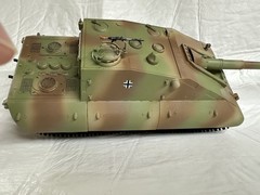 1/35 WELL BUILT TRUMPETER JADGPANZER E-100 TANK READY TO DISPLAY.