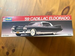 Revell ‘59 Cadillac Eldorado Convertible Plastic Model NIOB 1/32 (1985) Yellow