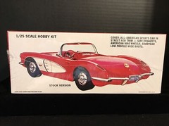 AMT 1374/12 ‘60 CORVETTE MODEL KIT-NIB-1/25 SCALE