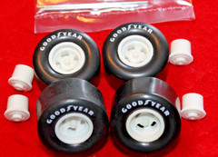 4 (GOOD/YEAR SUPER WIDE RACING SLICKS WIDE RACING WHEELS WITH STUDS & AXLES 1/25