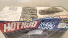 VTG REVELL HOT ROD CHEVY STREET PICKUP STEPSIDE 1/25 MODEL KIT #7135 SEALED HTF