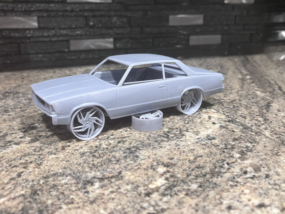 1979 1/24 Malibu (BODY ONLY)
