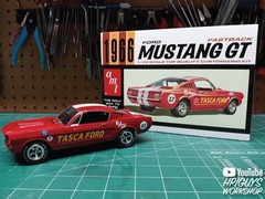 AMT 1305 1:25 Scale 1966 Ford Mustang Fastback 2+2 Collectible Plastic Model Kit