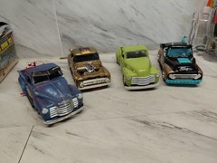 Model Junkyard/parts Plastic ,Nice Custom Car Lot Of 4 Custom Pickups