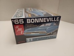 Skill 2 Model Kit 1965 Pontiac Bonneville Sport Coupe 3-in-1 Kit 1/25 SEALED