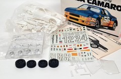 AMT 1/25 IMSA Camaro Craig Carter’s Peerless Racing Plastic Scale Model Car Kit