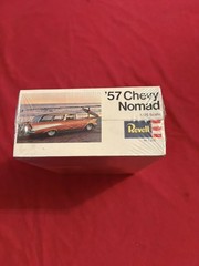 *RARE* Vintage Factory Sealed Revell 1957 Chevy Nomad Model Kit in 1/25 H1260