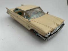 Vintage 1960 Chrysler New Yorker 2 door hardtop promo by Jo-han W/ Fender Skirts