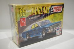 AMT 1/25 Scale ’65 Ford Fairlane Modified Stocker Plastic Model Kit NEW SEALED
