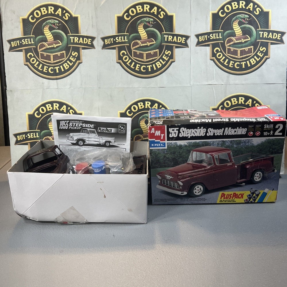 1955 Chevrolet Stepside Street Machine Model – 1:25 Scale Kit# 8598 Kids Boys