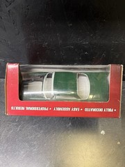 AMT 30247 57 CHRYSLER 300C 1/25 MODEL / METAL BODY CUSTOMSHOP