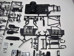 DONOR CHASSIS #4 – NASCAR FORD STOCK CAR CHASSIS KIT – NO WHEELS – DK BLUE- 1/24