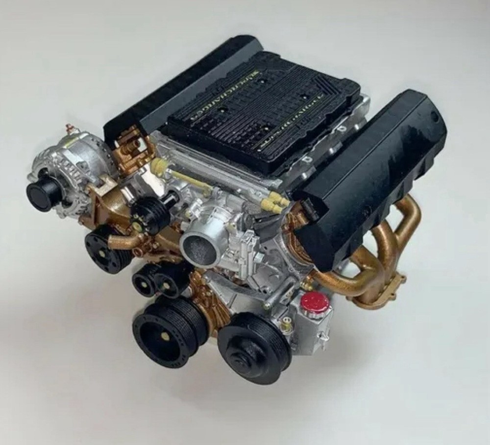 1/24 LT4 Motor
