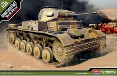 1/35 German Panzer II Ausf F Tank North Africa