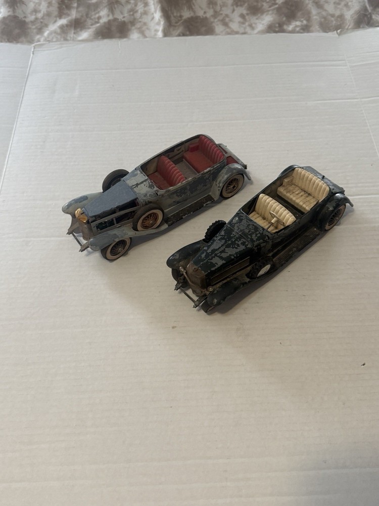 Lot of 2 vintage 1/18 scale die-cast model kits Duesenberg Hubley Bad shape
