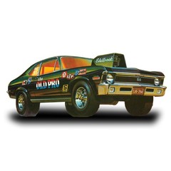 1972 Chevy Nova SS Old Pro 1:25 Scale Model Kit